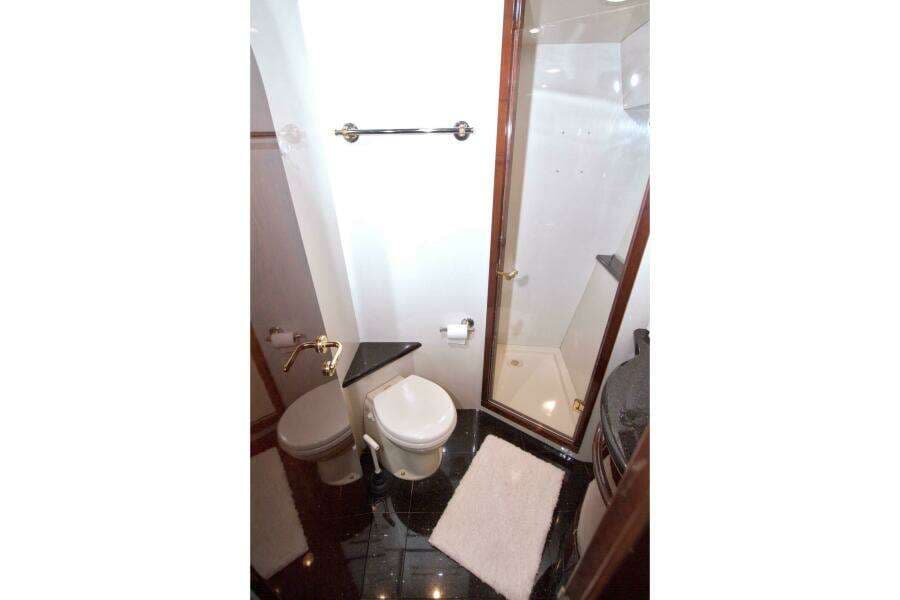 2005 Neptunus 62 Flybridge