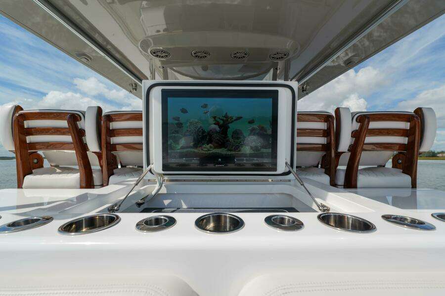 Valhalla 55 - Lucky 24 IV - Cockpit