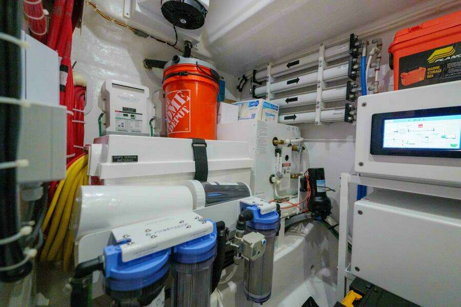 Valhalla 55 - Lucky 24 IV - Mechanical Room