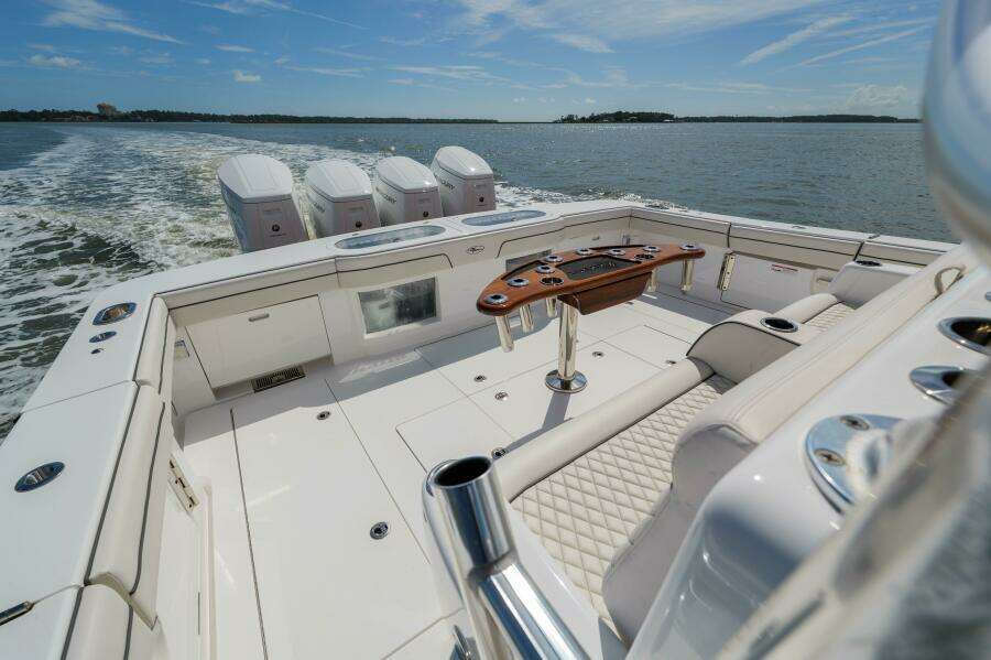 Valhalla 55 - Lucky 24 IV - Cockpit