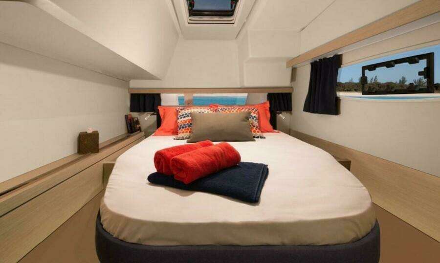 2019 Fountaine Pajot Lucia