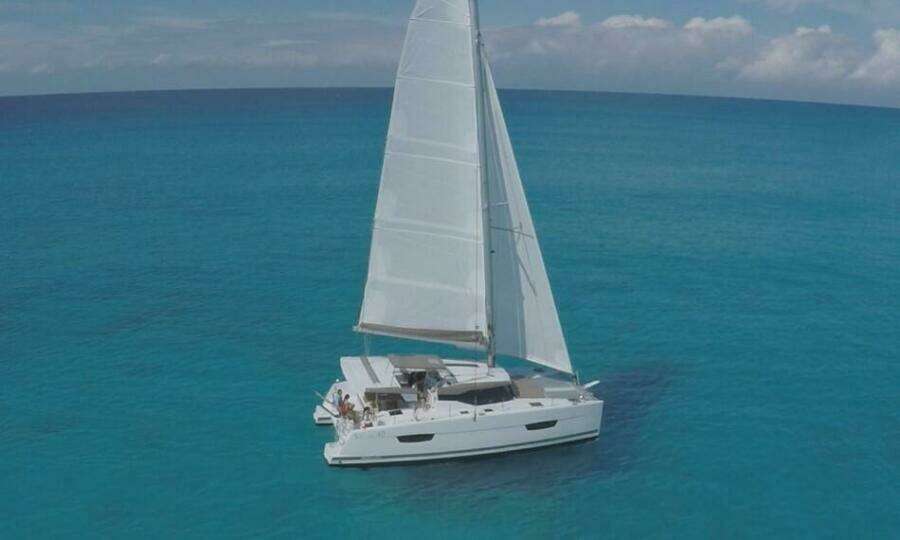 2019 Fountaine Pajot Lucia