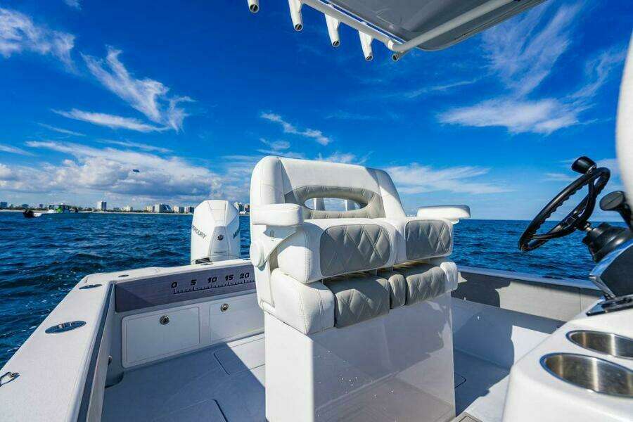 2026 Reef Runner 230