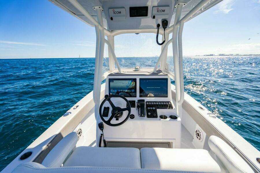 2026 Reef Runner 230