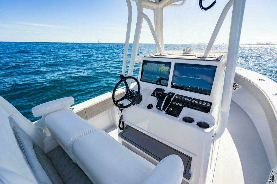 2026 Reef Runner 230