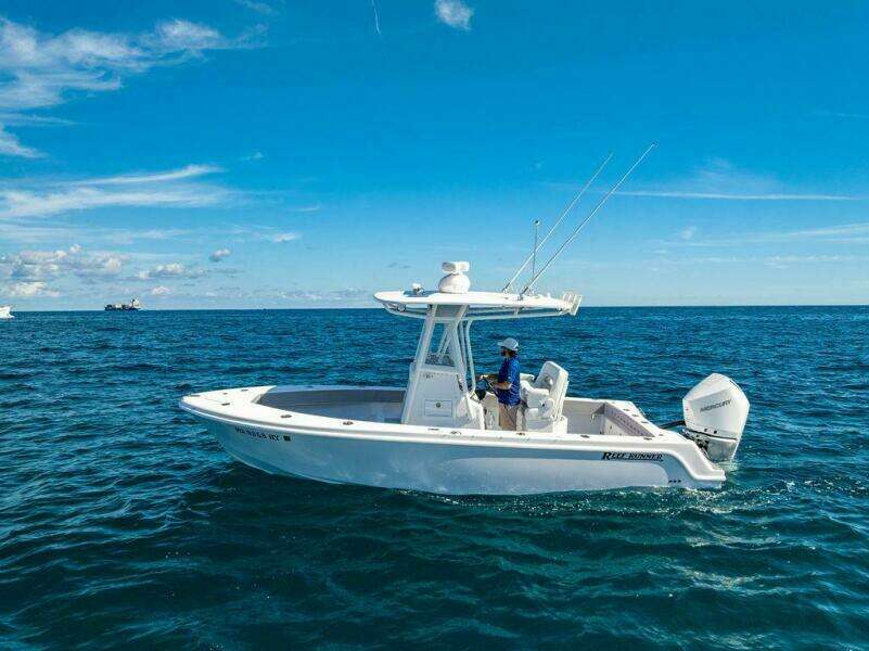 2026 Reef Runner 230