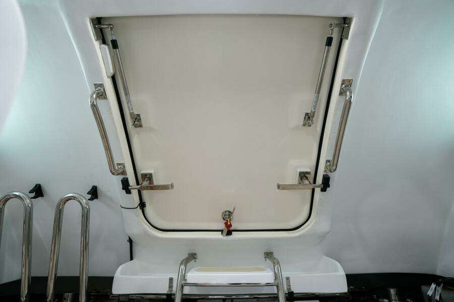 068 Transom Garage Door