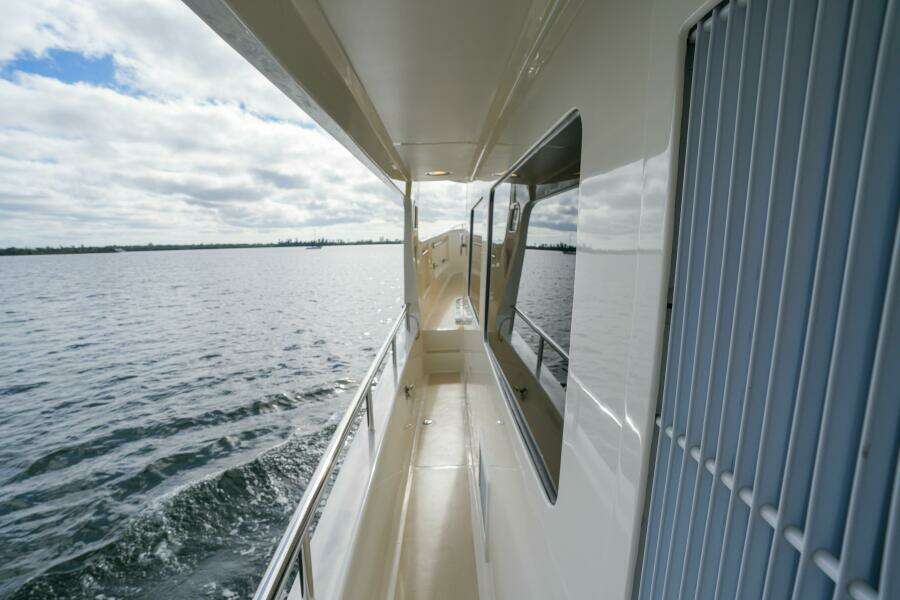 010 Walkways Facing Forward Port