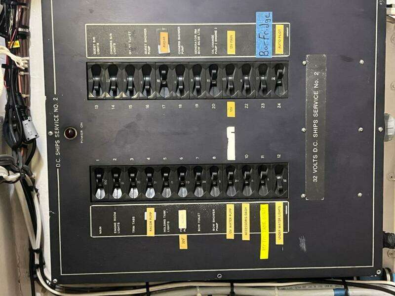 1985 Hatteras Motor Yacht