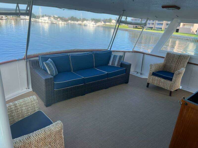 1985 Hatteras Motor Yacht