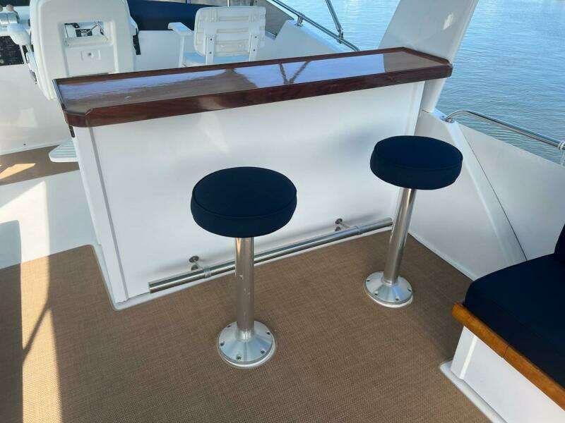 1985 Hatteras Motor Yacht