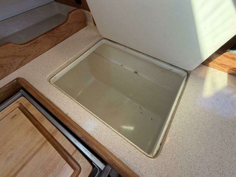 2001 Catalina 36 MkII