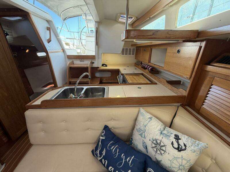 2001 Catalina 36 MkII