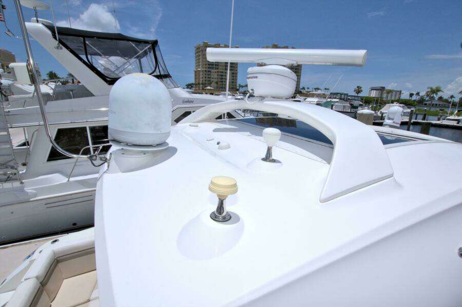 2013 Sea Ray 450 Sundancer
