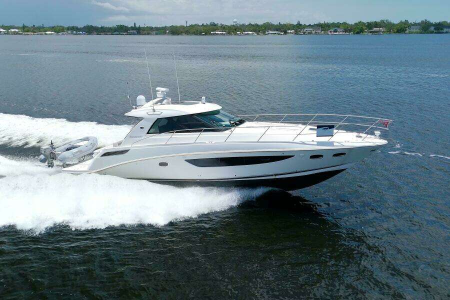 2013 Sea Ray 450 Sundancer
