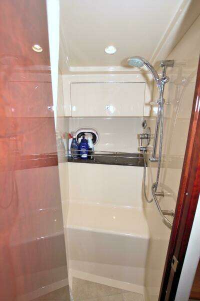 2013 Sea Ray 450 Sundancer