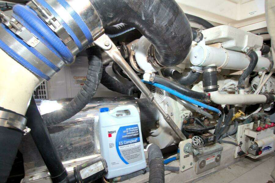 2013 Sea Ray 450 Sundancer