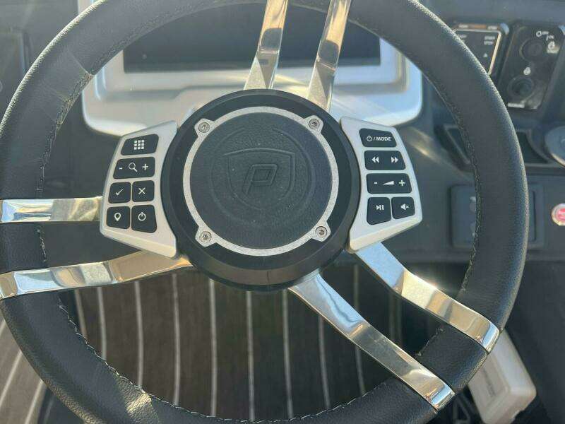 2023 Premier 330 Escalante