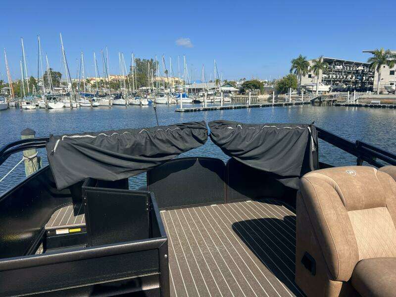 2023 Premier 330 Escalante