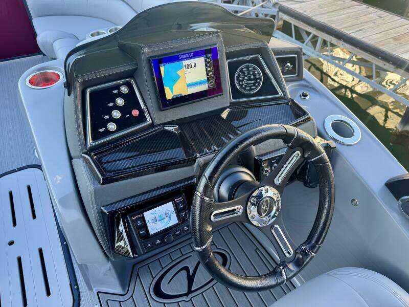 2023 Veranda Vertex VTX 22R TritoonFL