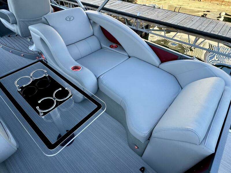 2023 Veranda Vertex VTX 22R TritoonFL