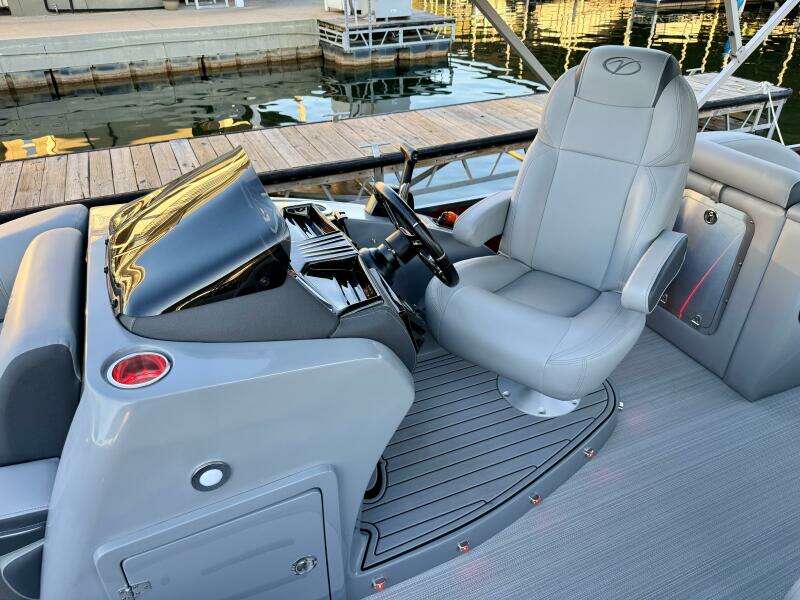 2023 Veranda Vertex VTX 22R TritoonFL