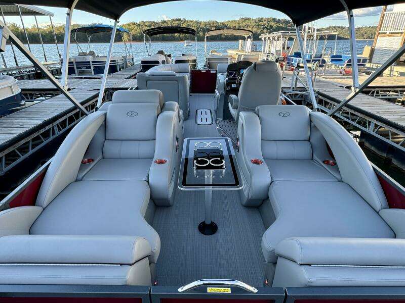 2023 Veranda Vertex VTX 22R TritoonFL