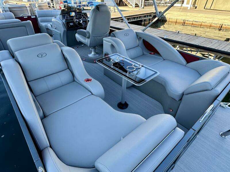 2023 Veranda Vertex VTX 22R TritoonFL