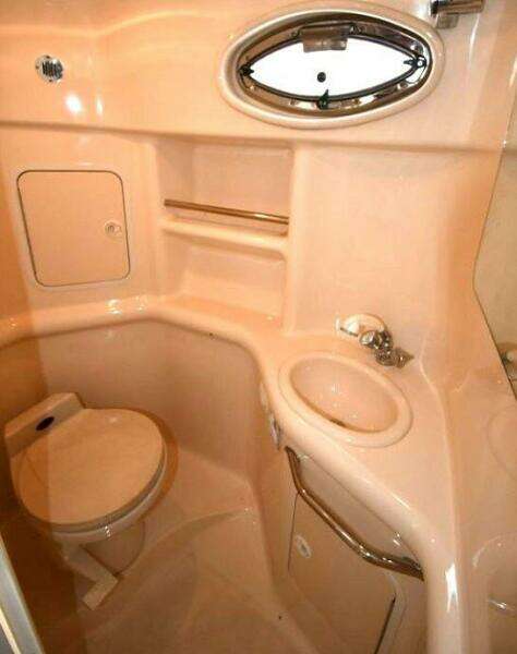 2001 Sea Ray 310 Sundancer