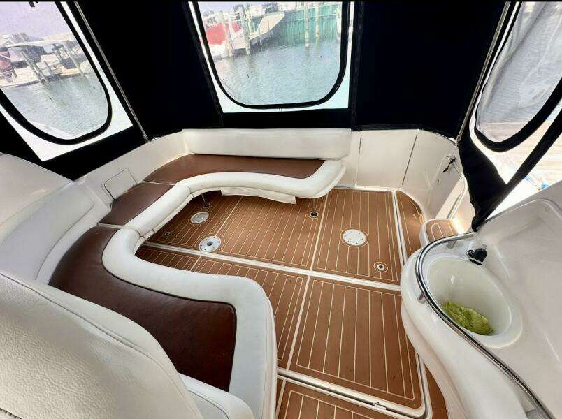 2001 Sea Ray 310 Sundancer