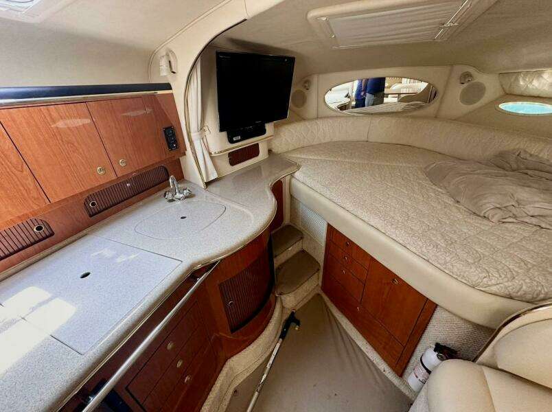 2001 Sea Ray 310 Sundancer