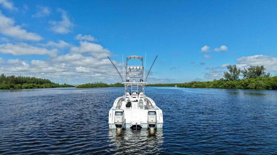 2020 TideLine Boats 365 OFFSHORE