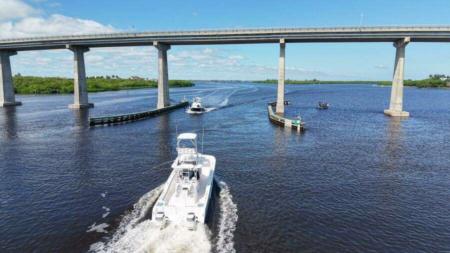 2020 TideLine Boats 365 OFFSHORE