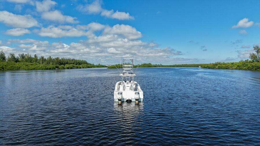 2020 TideLine Boats 365 OFFSHORE