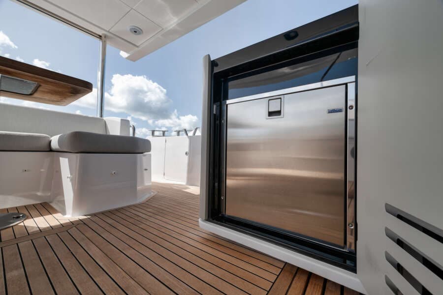 2022 Azimut FLYBRIDGE