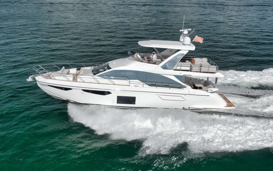 2022 Azimut FLYBRIDGE