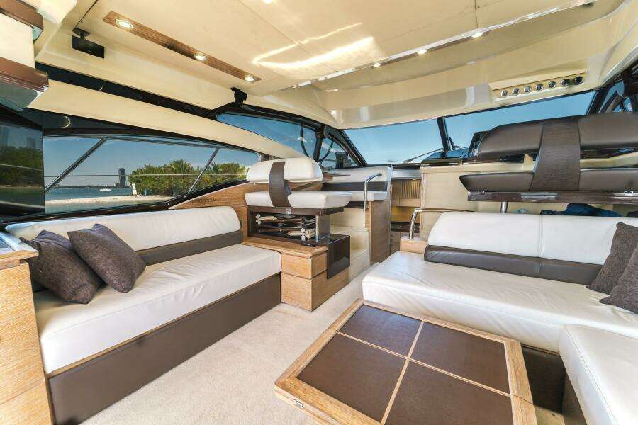 2011 Azimut 48 Flybridge