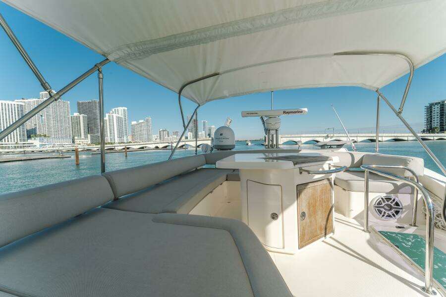 2011 Azimut 48 Flybridge