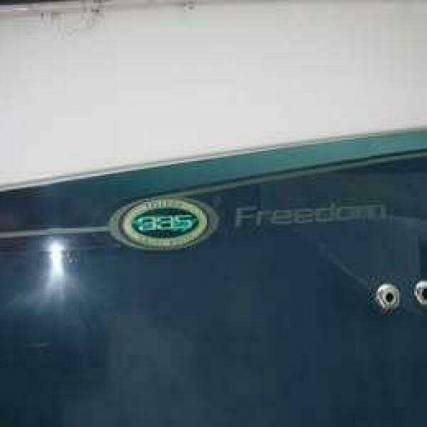 2014 Grady-White 335 Freedom