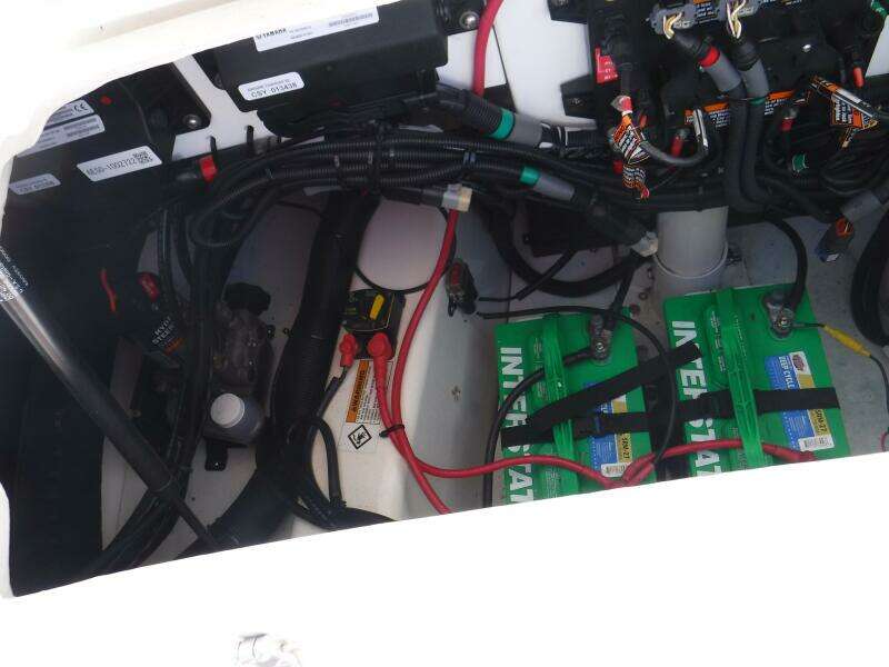 2015 Zodiac PRO 850 OPTIUM & Custom Trailer