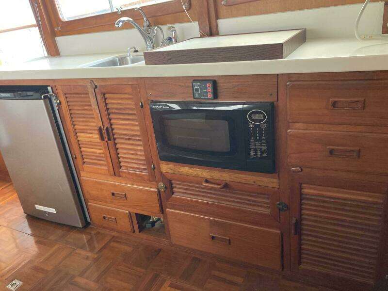 1981 Albin Double Cabin