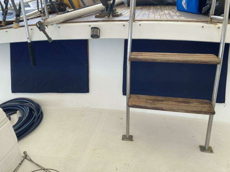 1981 Albin Double Cabin