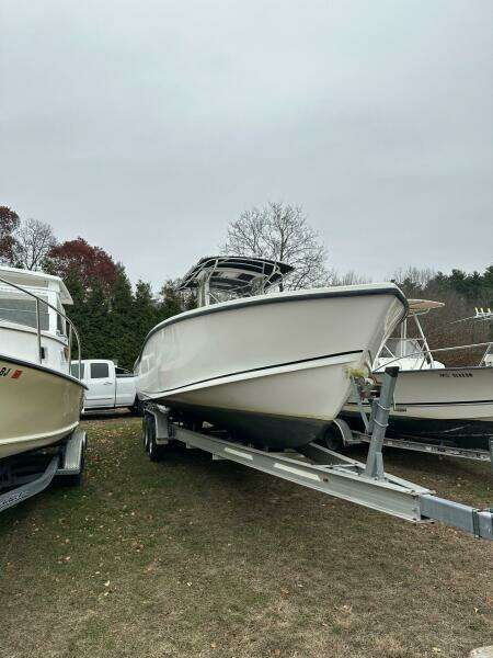 2004 Ocean Master 31 Center Console