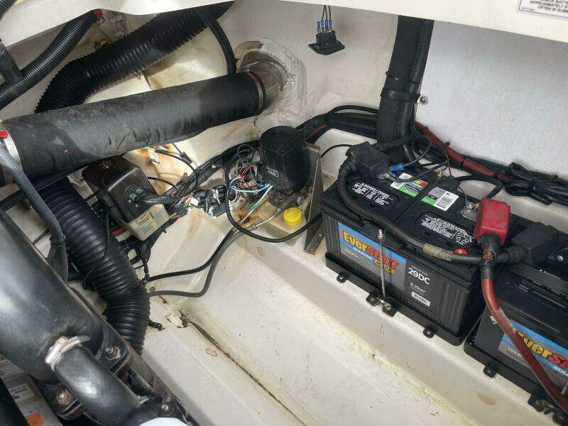 2008 Sea Ray 270 SLX