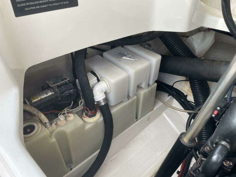 2008 Sea Ray 270 SLX