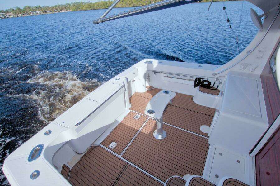 1998 Luhrs 36 Convertible