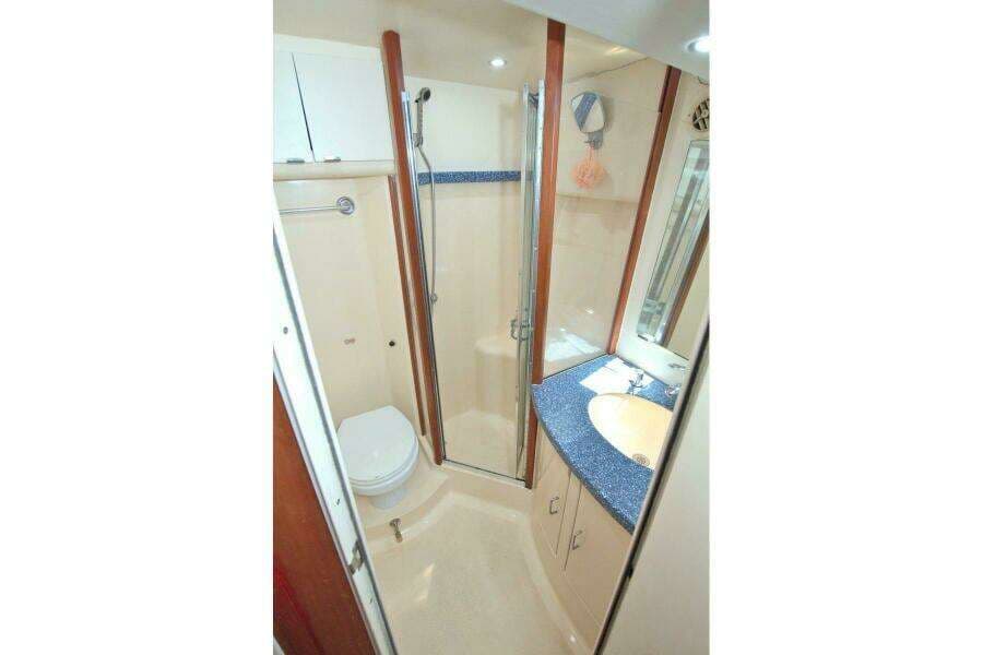 1998 Luhrs 36 Convertible