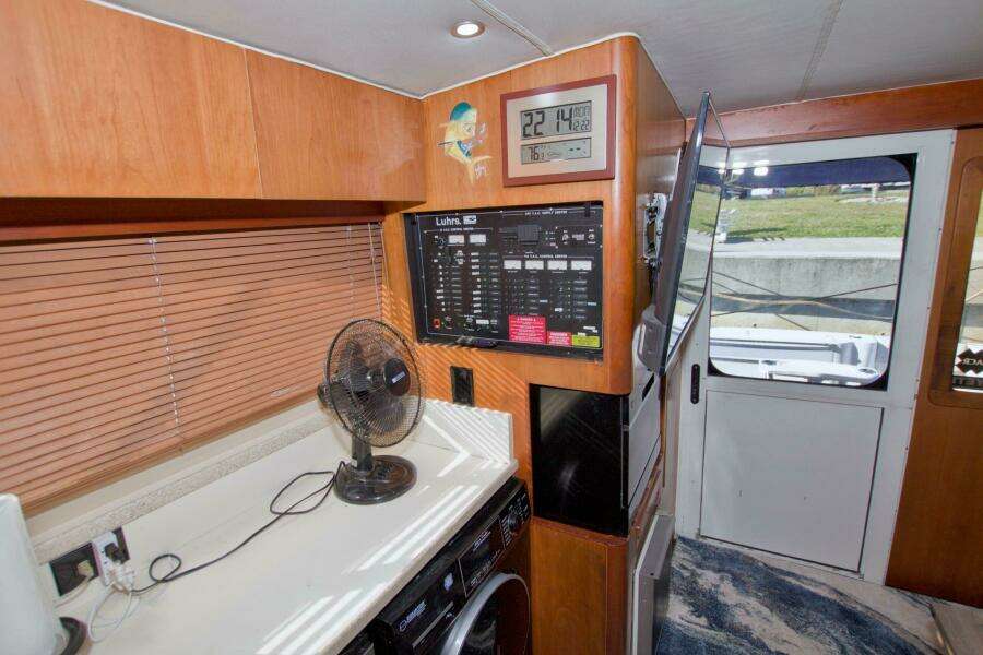 1998 Luhrs 36 Convertible