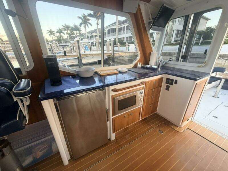 2006 True North 38 Heritage Edition Miracle 2