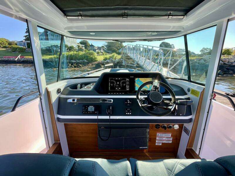 2022 Axopar 28 Cabin with AFT CABIN